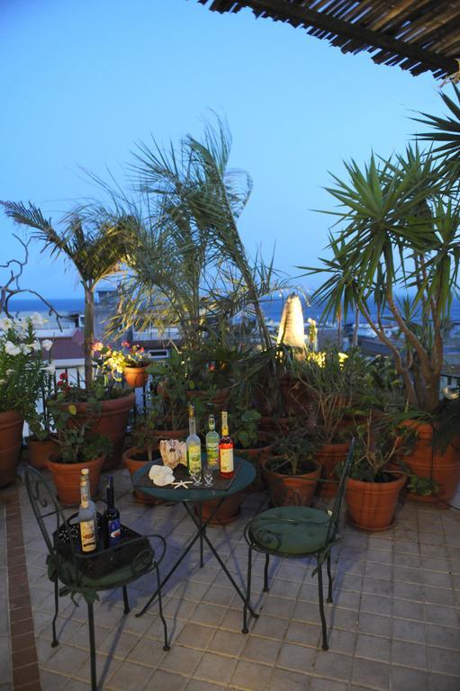 Terrazza Pavone Apartman Aci Castello Szoba fotó